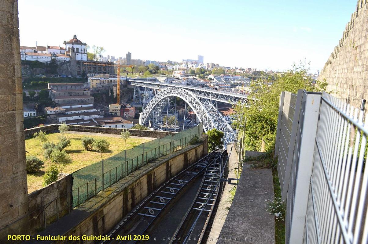 1233- Porto- De Batalha a Ribeira.jpg